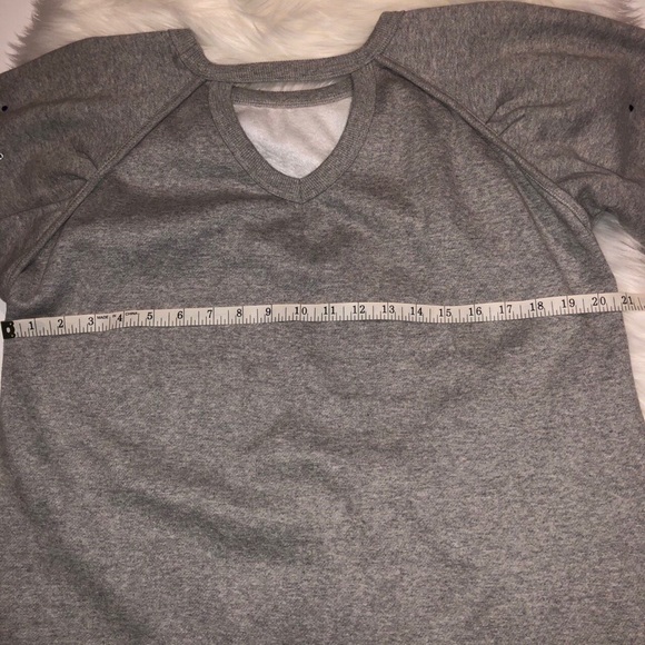 Think About Gray Beaded Detail Size XS Long Sleeve - Picture 3 of 14